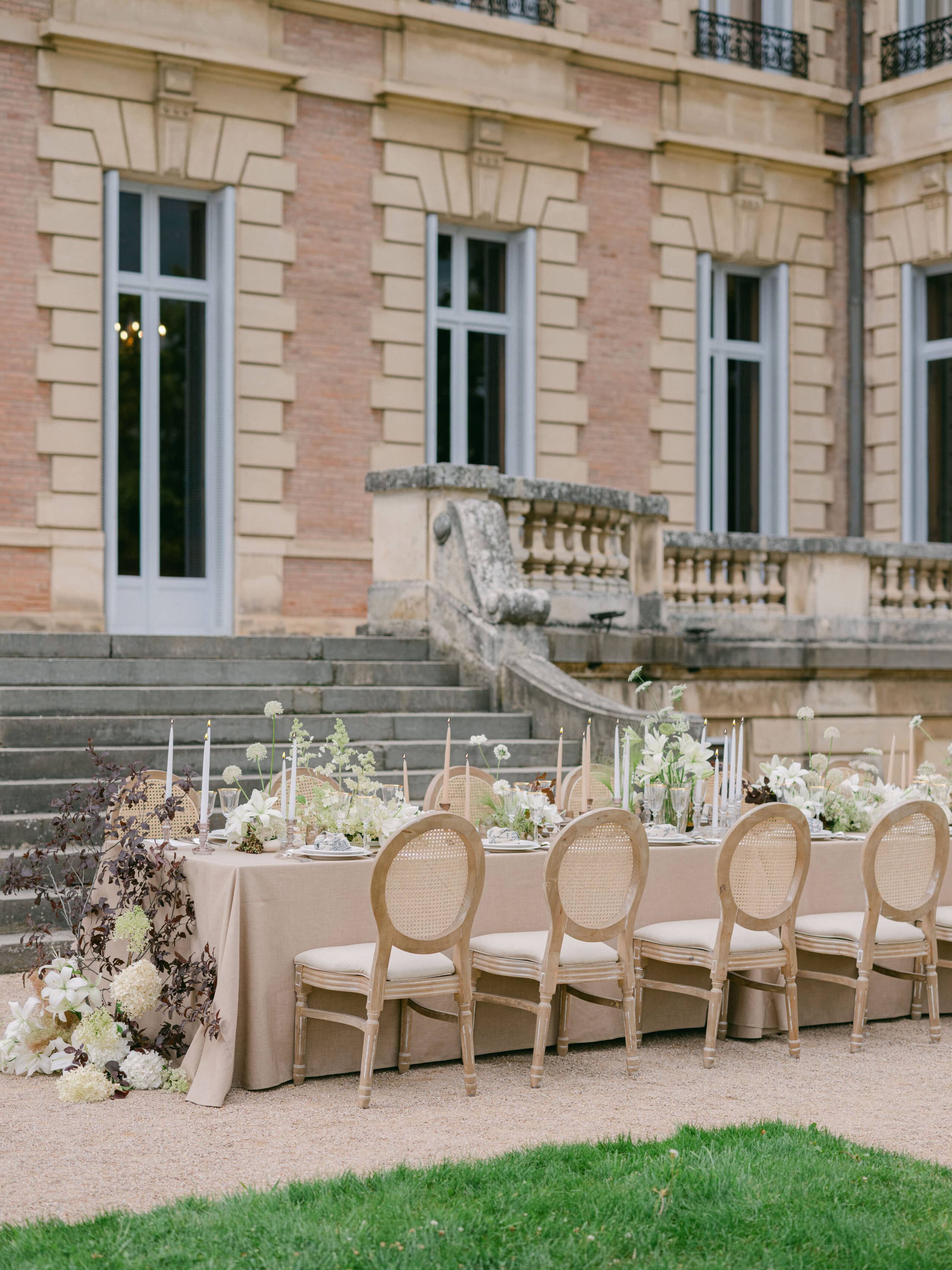 Modern French wedding at Domaine des Halles